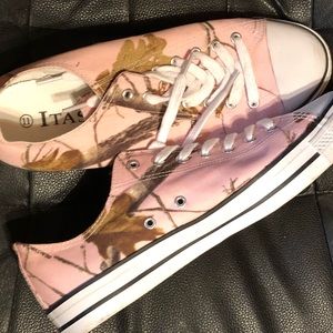 Pink camo Women’s 11.